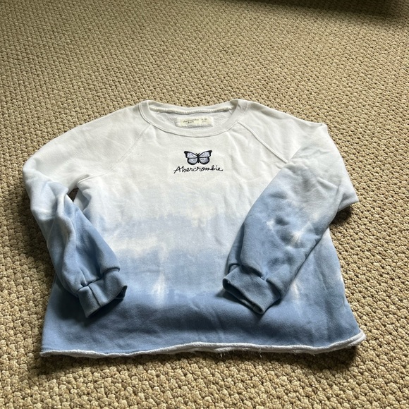 abercrombie kids Other - Abercrombie White and Blue Sweatshirt Size 9/10